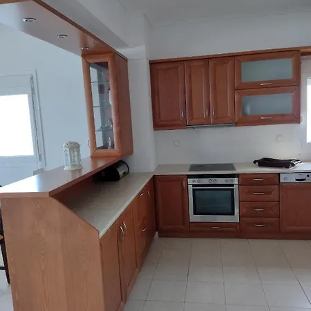 Nireas In Evia بيت للعطل
